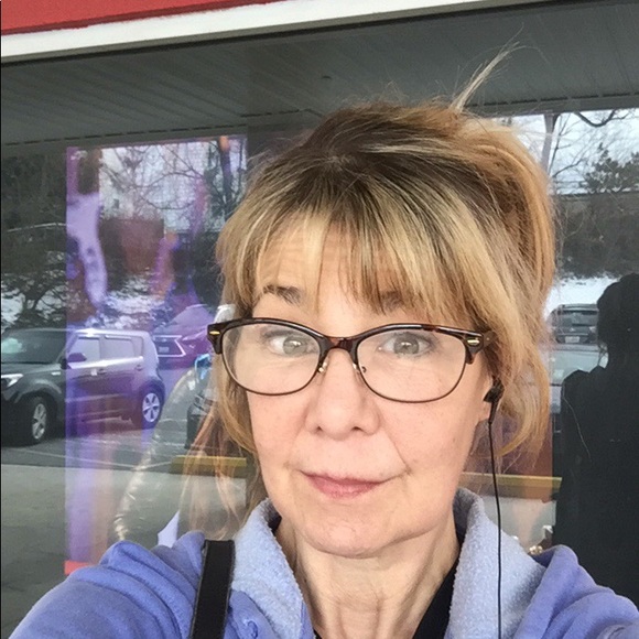 Meet your Posher, K - Picture 2 of 2